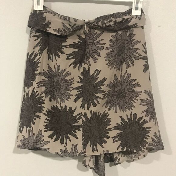 Love 21 asymmetrical skirt brown floral size SP - Picture 2 of 3